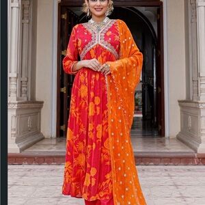 New Printed Chinnon Alia Cut Suit Set sz 42